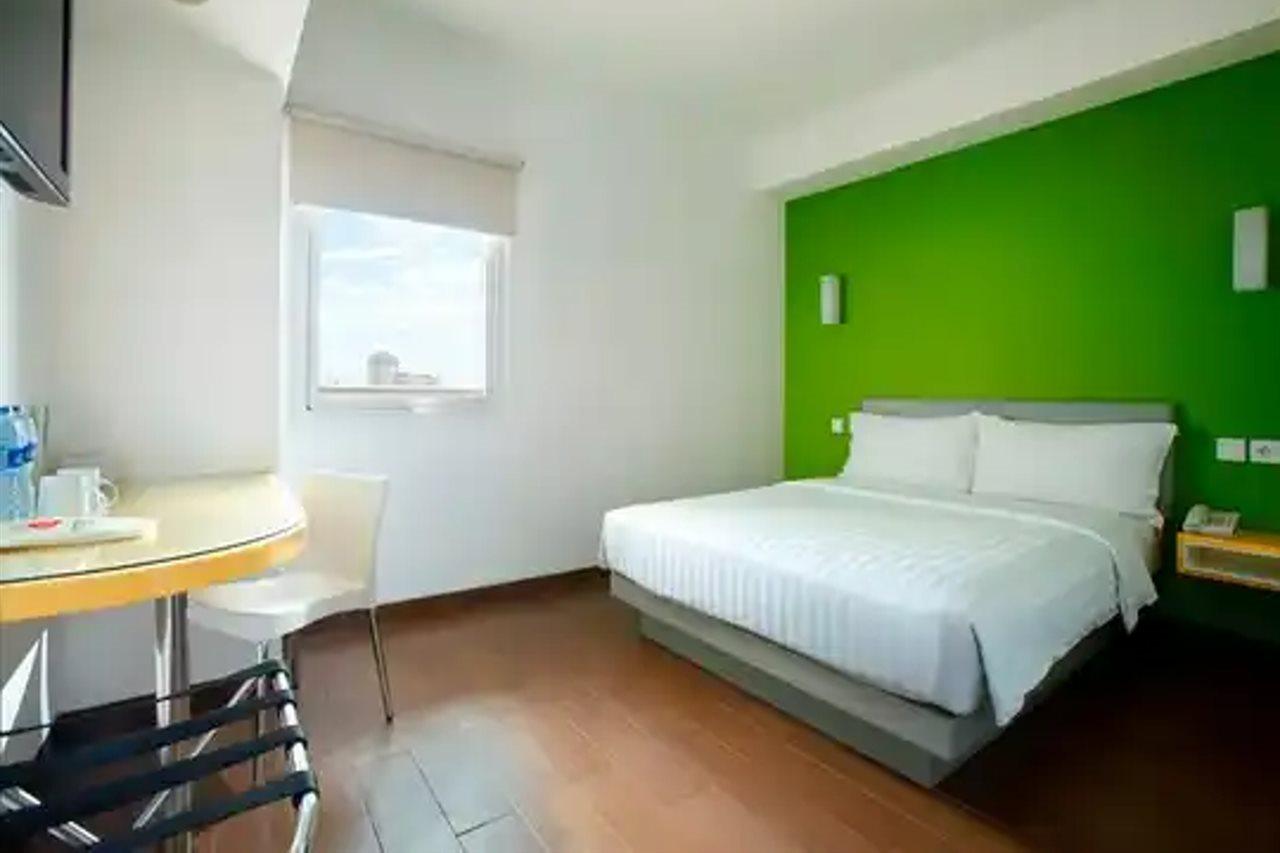 Amaris Hotel Mangga Dua Square Jakarta Exterior foto